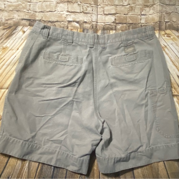 Columbia Gray Canvas Carpenter Shorts - Picture 3 of 4